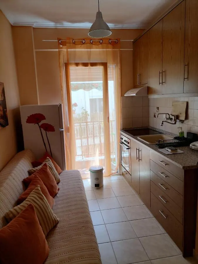 D Apartment Nea Kallikrateia