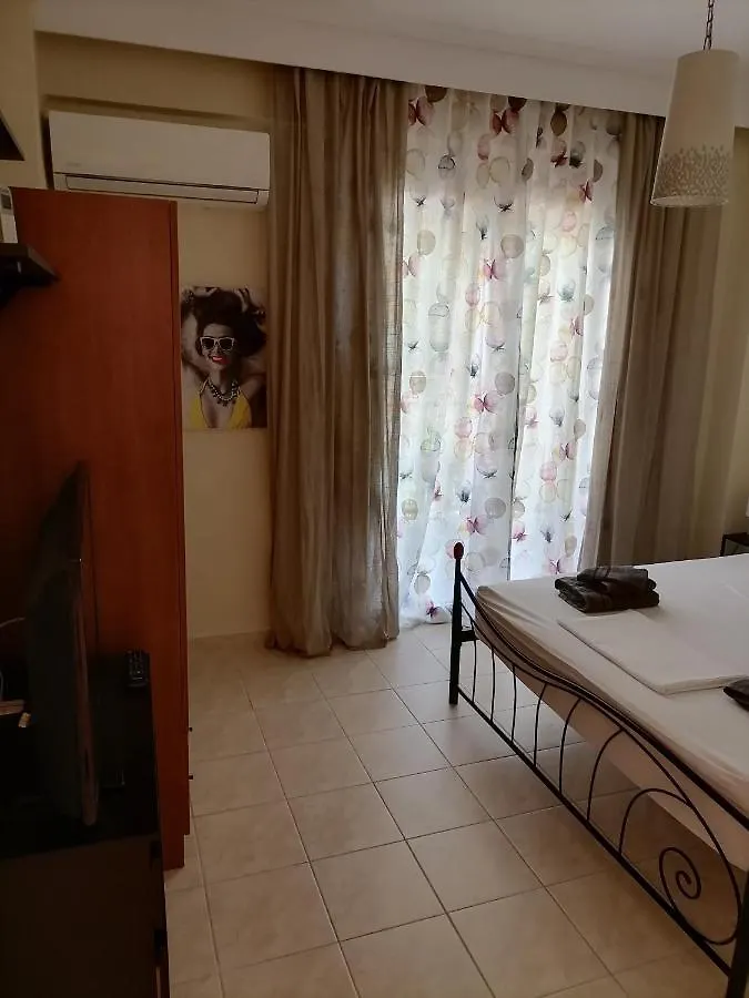 D Apartment Nea Kallikrateia 0*,  Греция